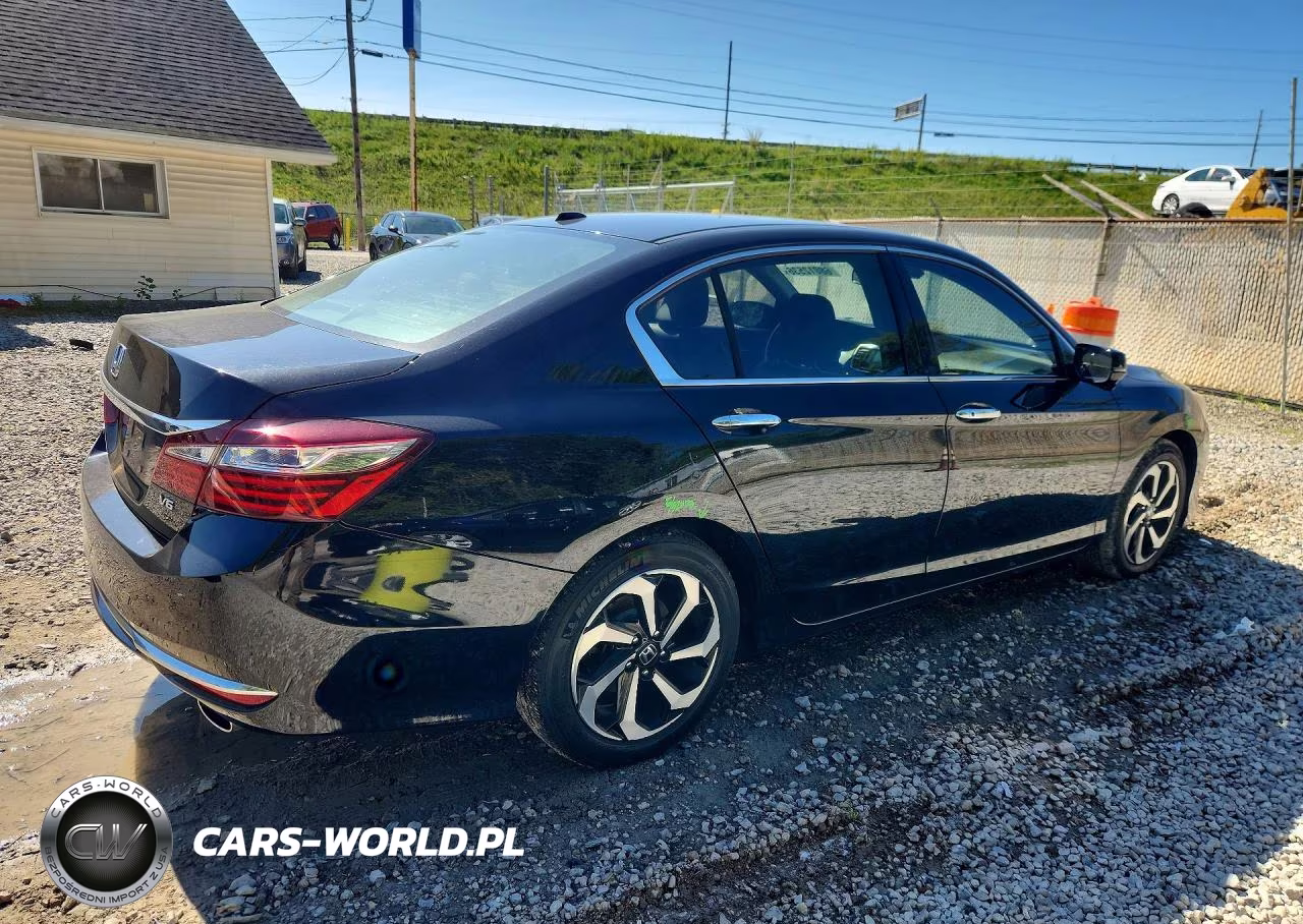 2017 Honda Accord Exl VIN:1HGCR3F06HA017727 - 3