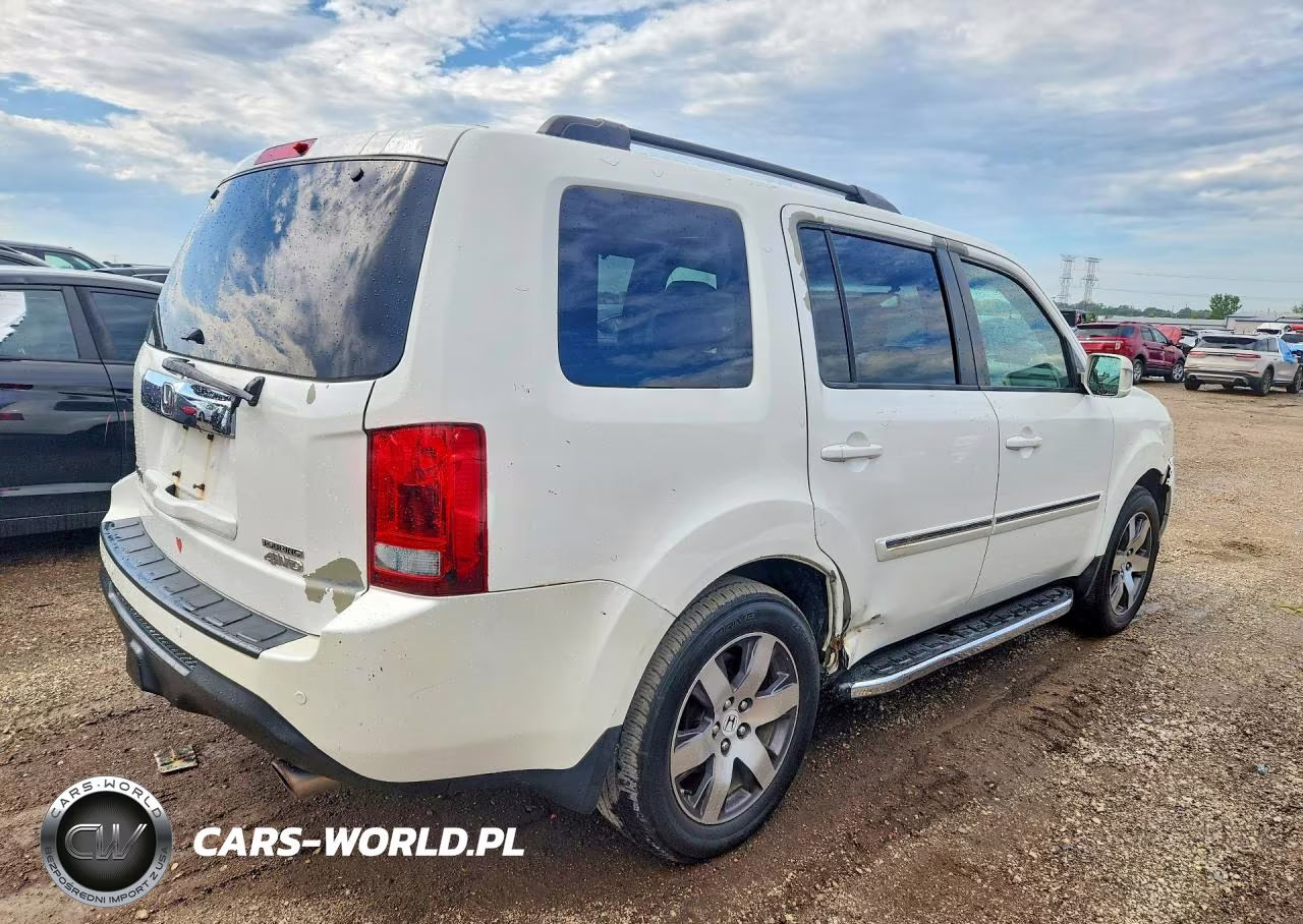 2012 Honda Pilot Touring VIN:5FNYF4H97CB065574 - 3