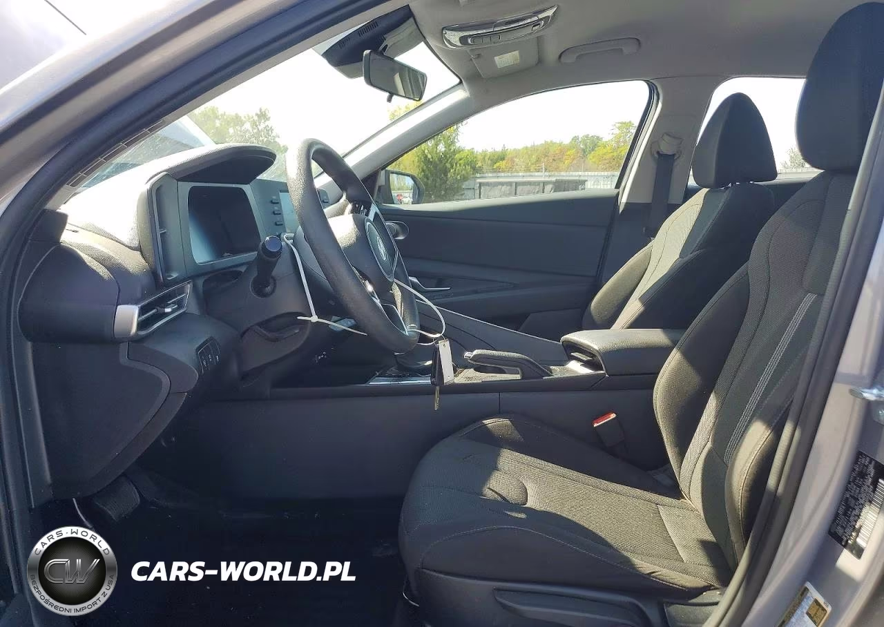 2025 Hyundai Elantra Se VIN:KMHLL4DG7SU055989 - 7