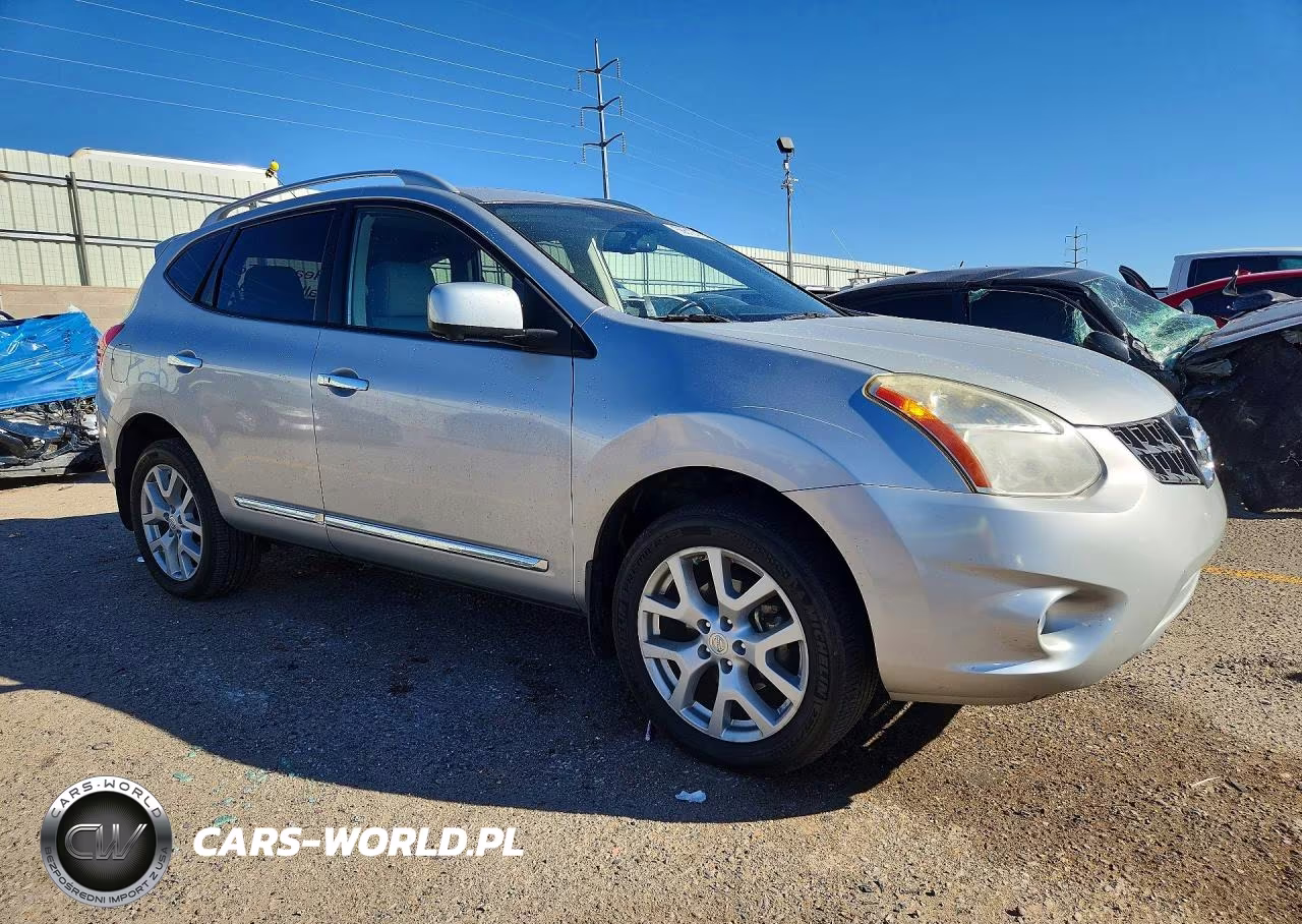 2013 Nissan Rogue S VIN:JN8AS5MV3DW616123 - 4