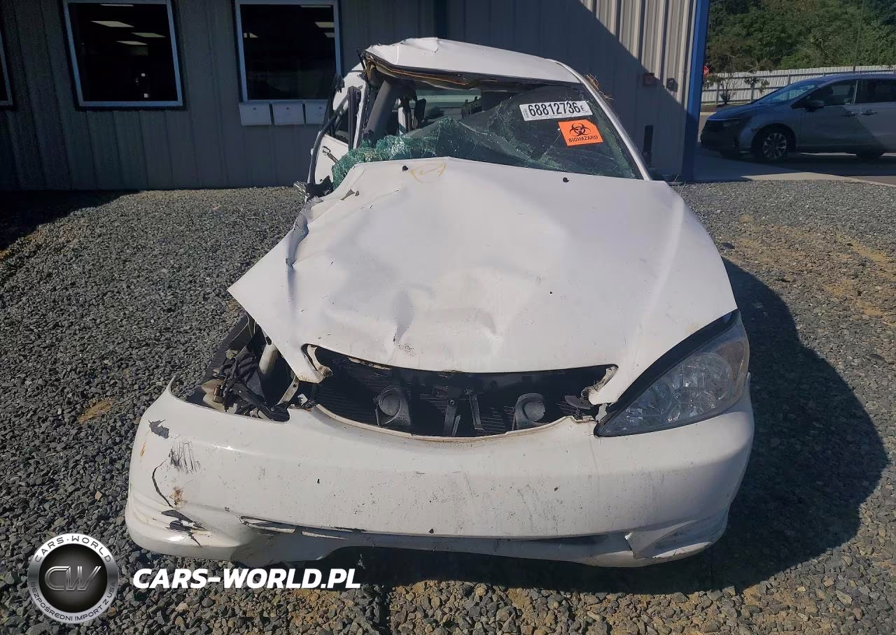 2002 Toyota Camry Le VIN:4T1BE32K32U063823 - 5