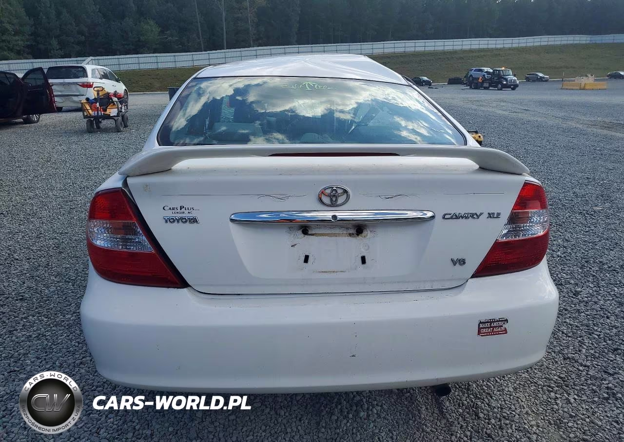 2002 Toyota Camry Le VIN:4T1BE32K32U063823 - 6