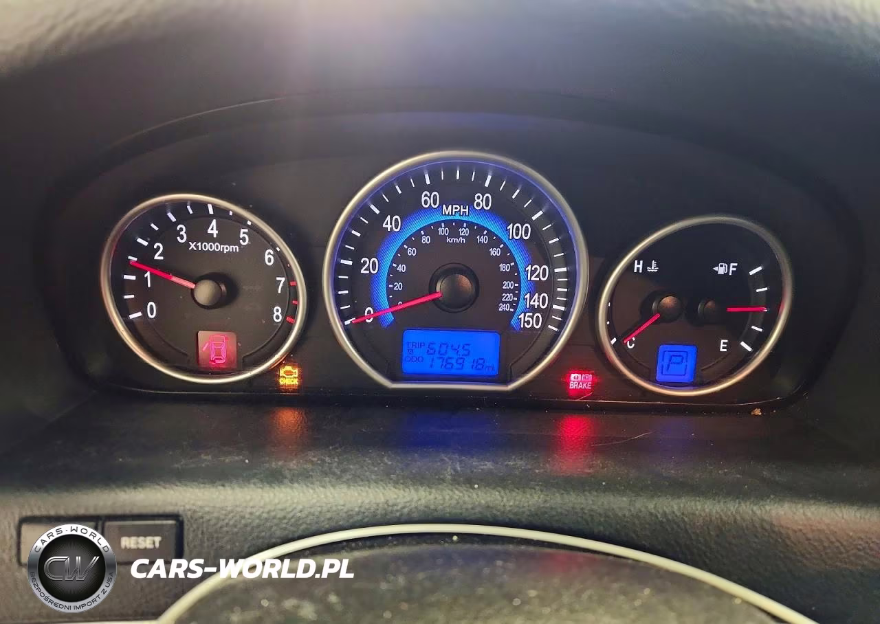 2011 Hyundai Veracruz Limited VIN:KM8NUDCCXBU176701 - 9
