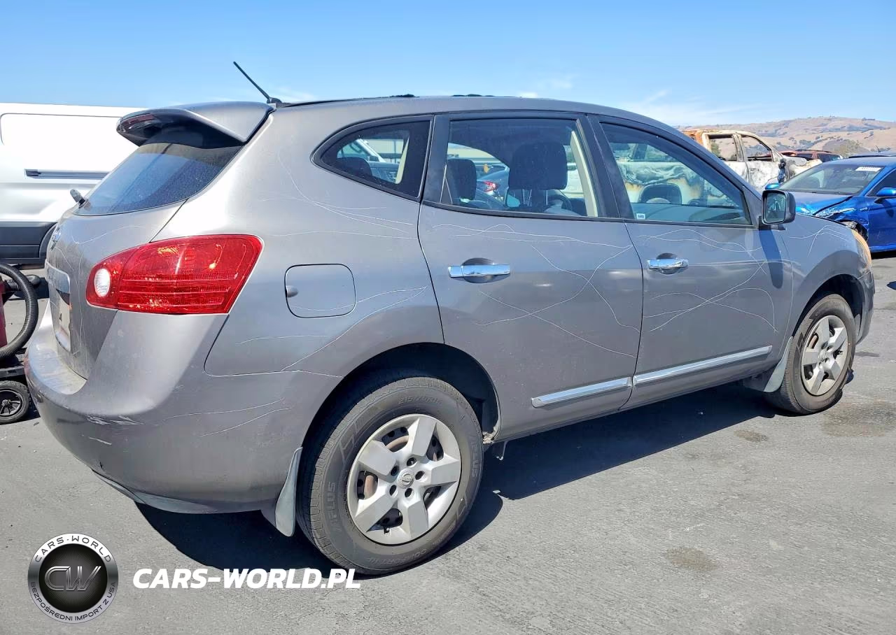 2011 Nissan Rogue S VIN:JN8AS5MT1BW570951 - 3