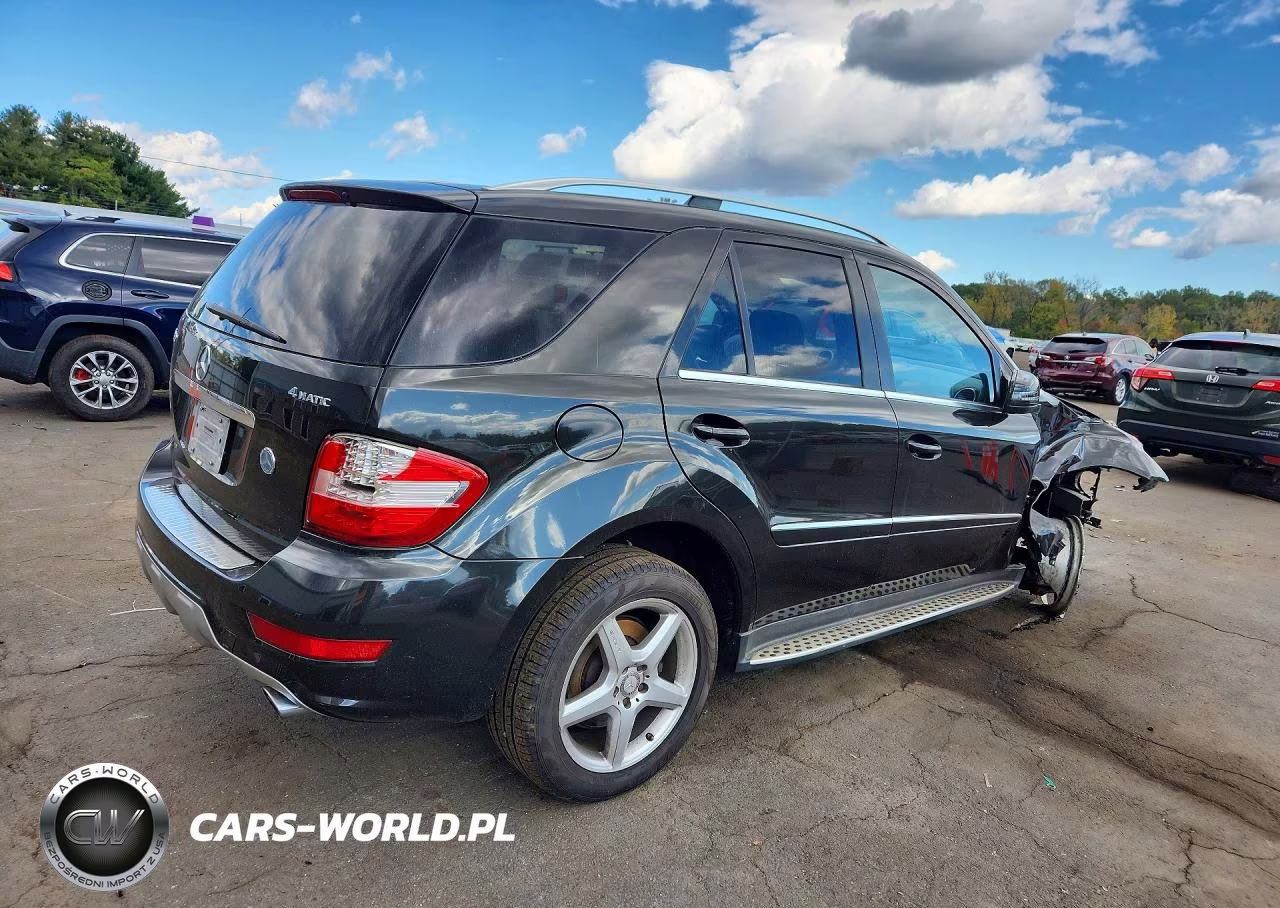 2011 Mercedes-Benz Ml 550 4Matic VIN:4JGBB7CB0BA627928 - 3