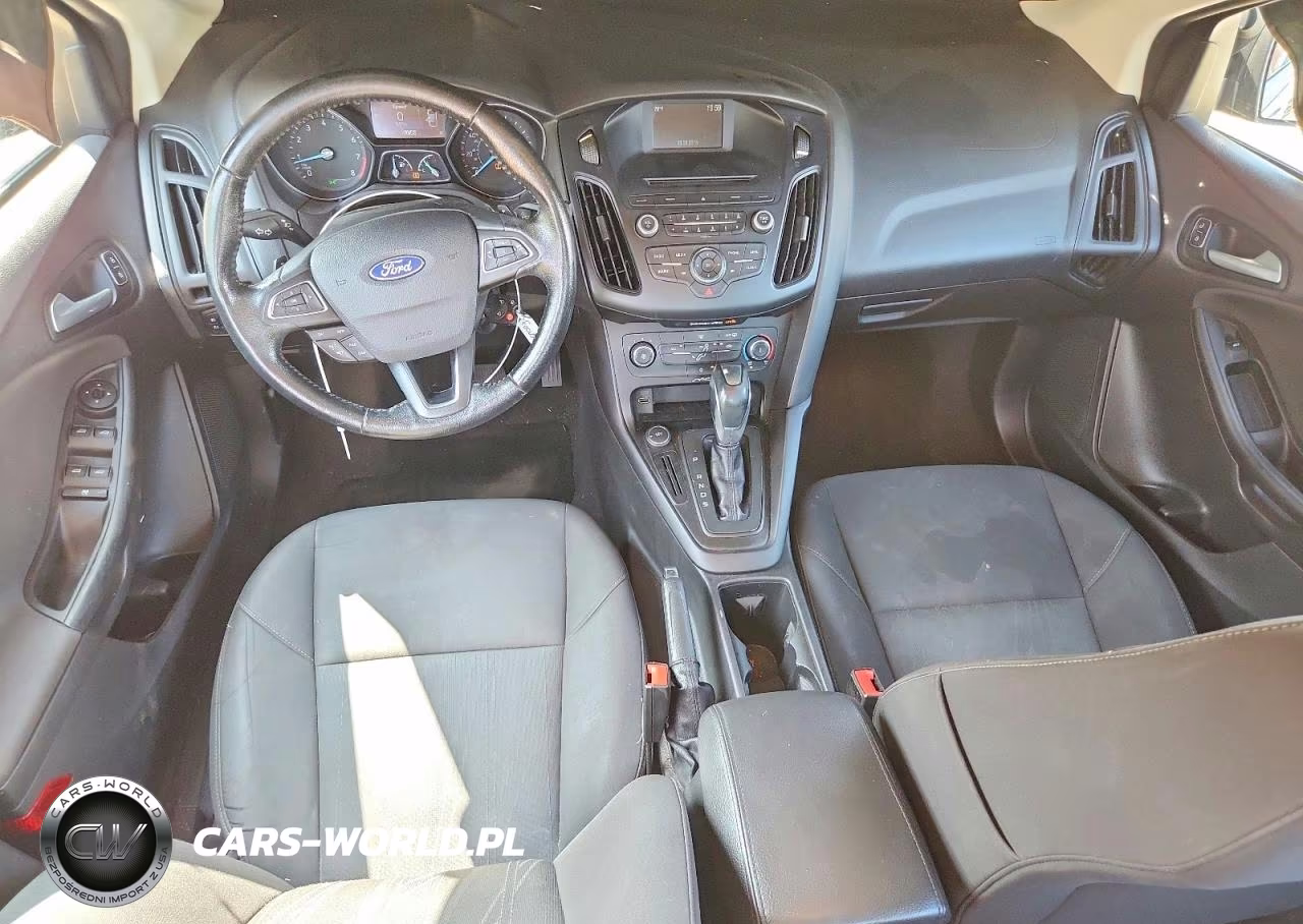 2015 Ford Focus Se VIN:1FADP3F28FL216182 - 8
