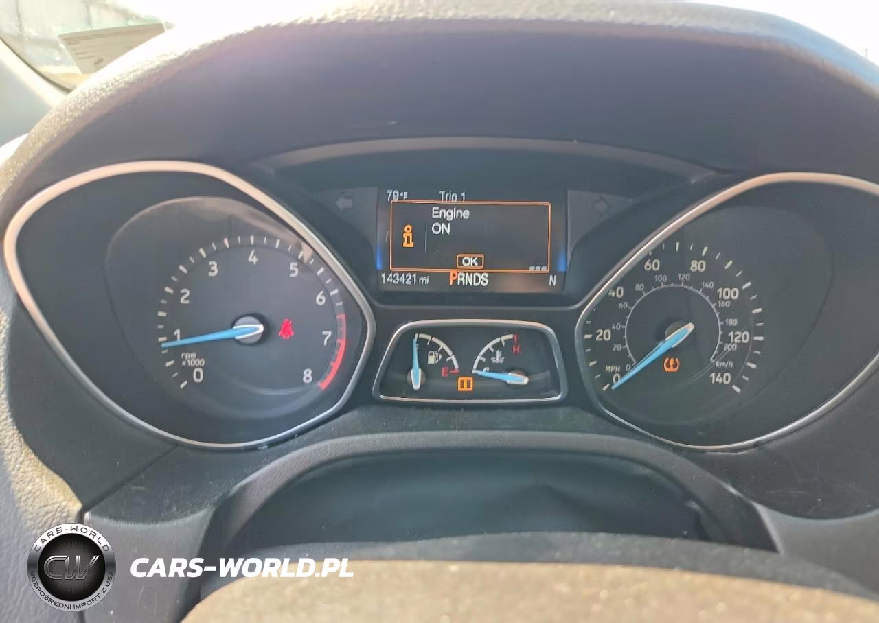 2015 Ford Focus Se VIN:1FADP3F28FL216182 - 9