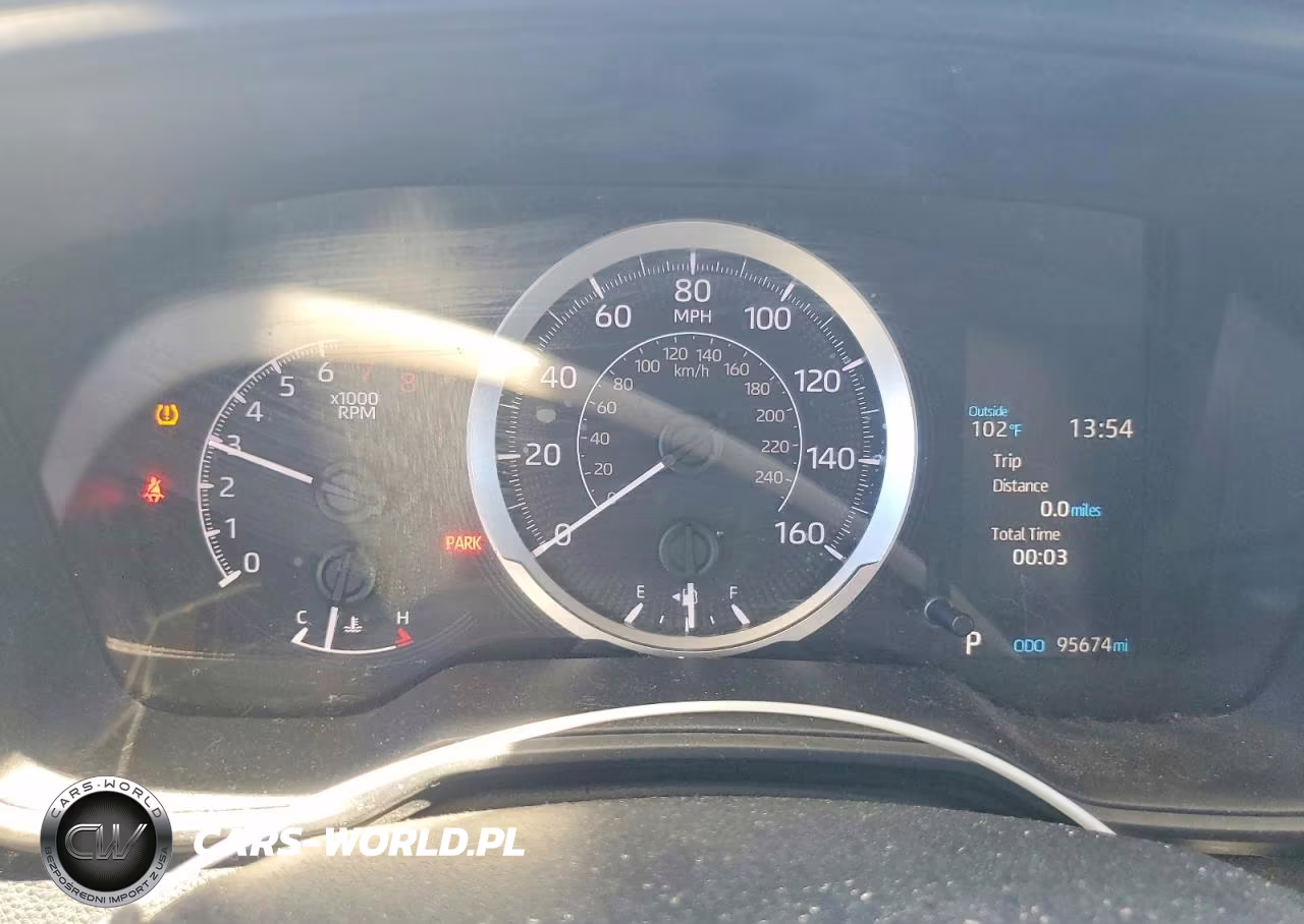 2020 Toyota Corolla Le VIN:5YFEPRAE9LP018006 - 9