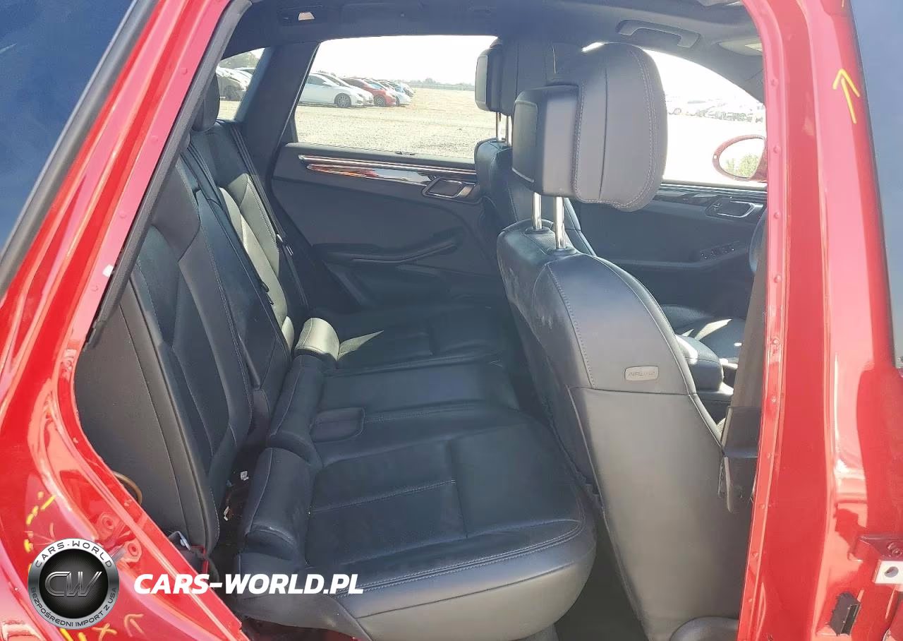 2022 Porsche Macan S VIN:WP1AG2A57NLB20680 - 10