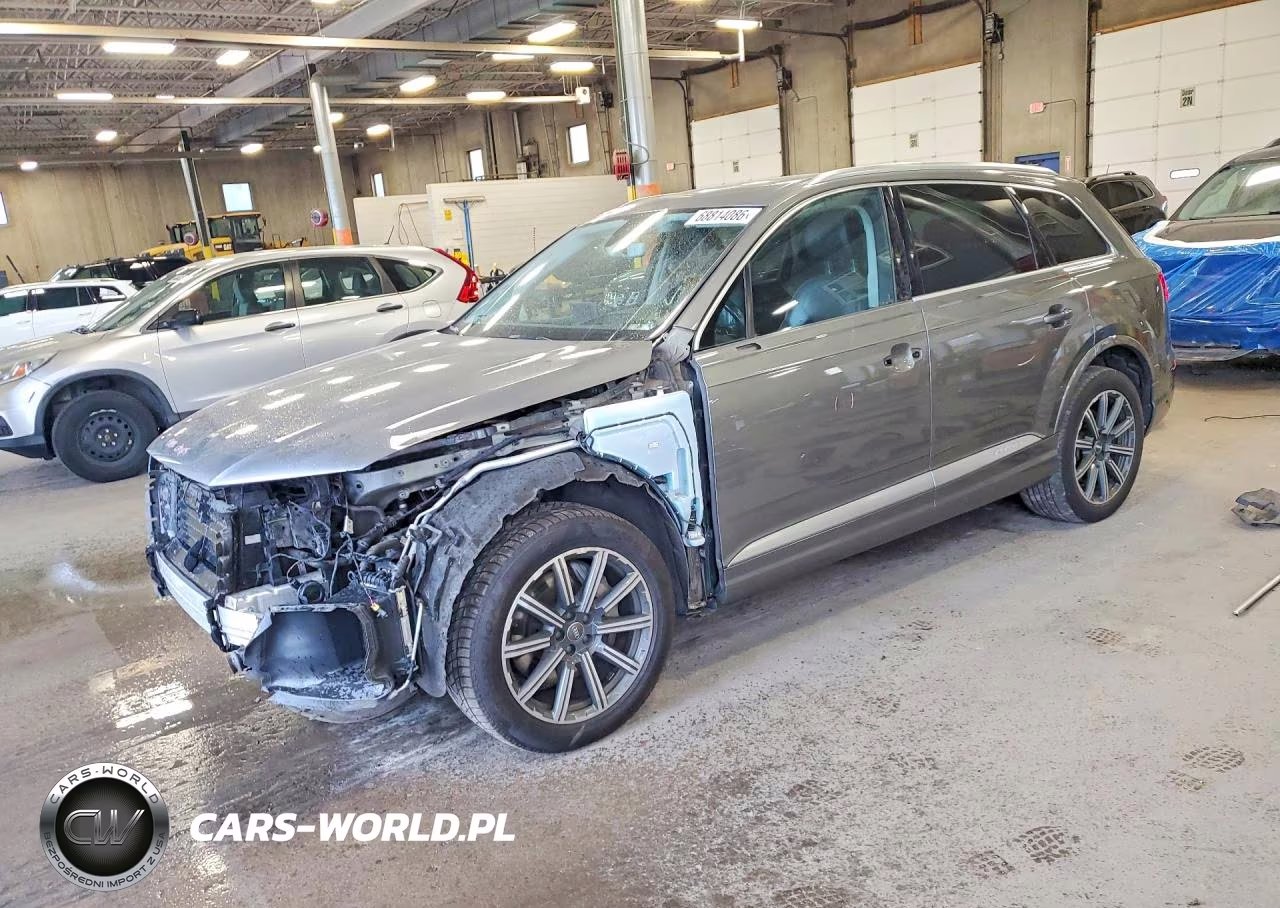 2017 Audi Q7 Prestige VIN:WA1VAAF71HD002528 - 1