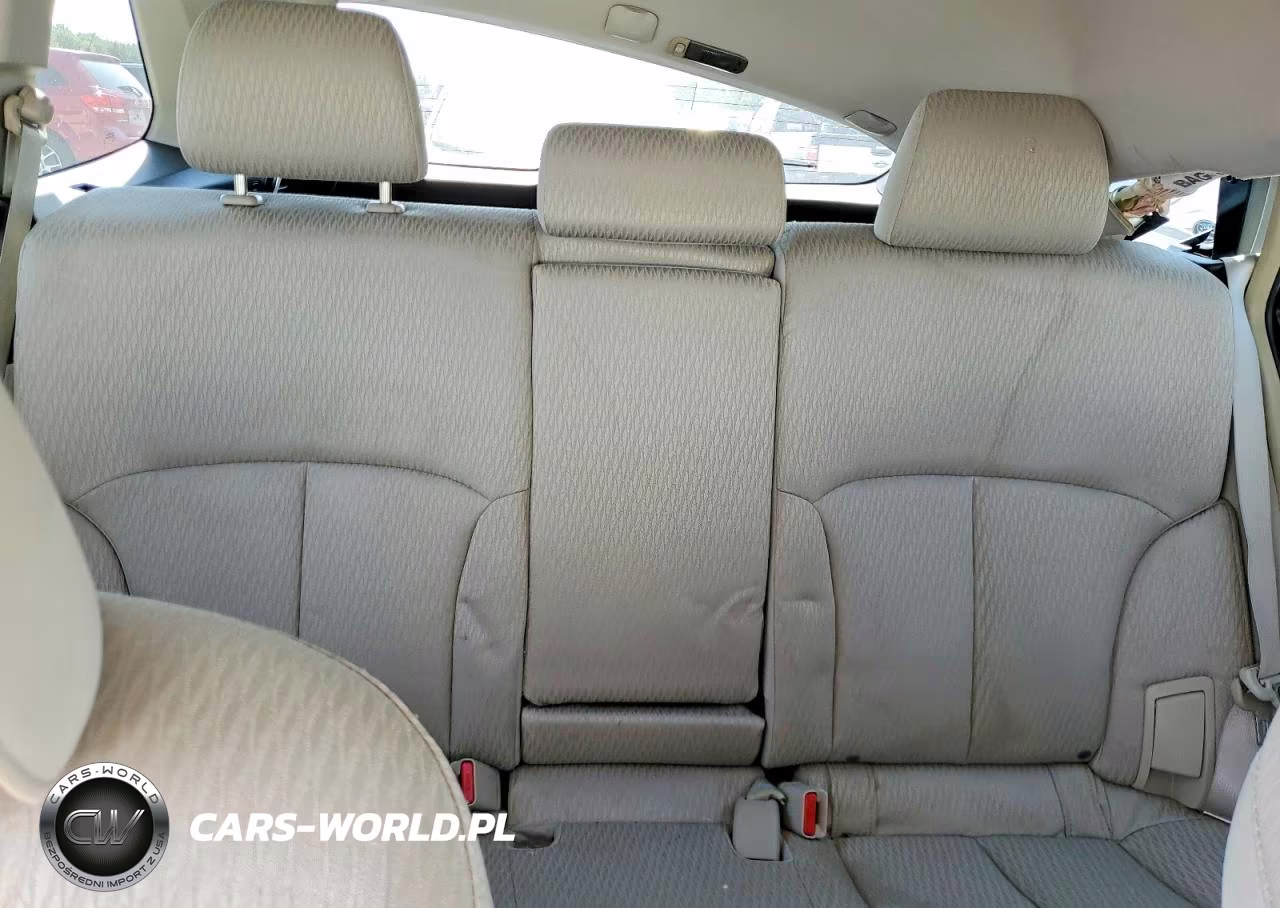 2012 Subaru Outback 2.5I Premium VIN:4S4BRBCC7C3299128 - 10