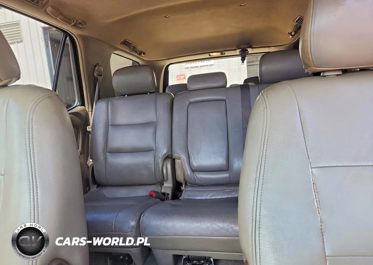 2004 Toyota Sequoia Sr5 VIN:5TDZT34A54S220479 - 10