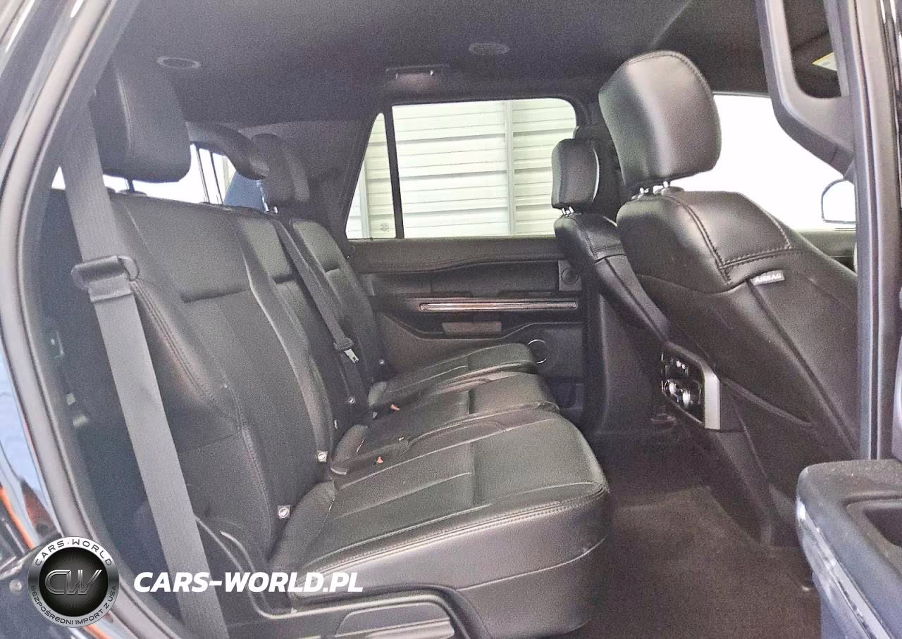 2018 Ford Expedition Xlt VIN:1FMJU1HT6JEA27345 - 11