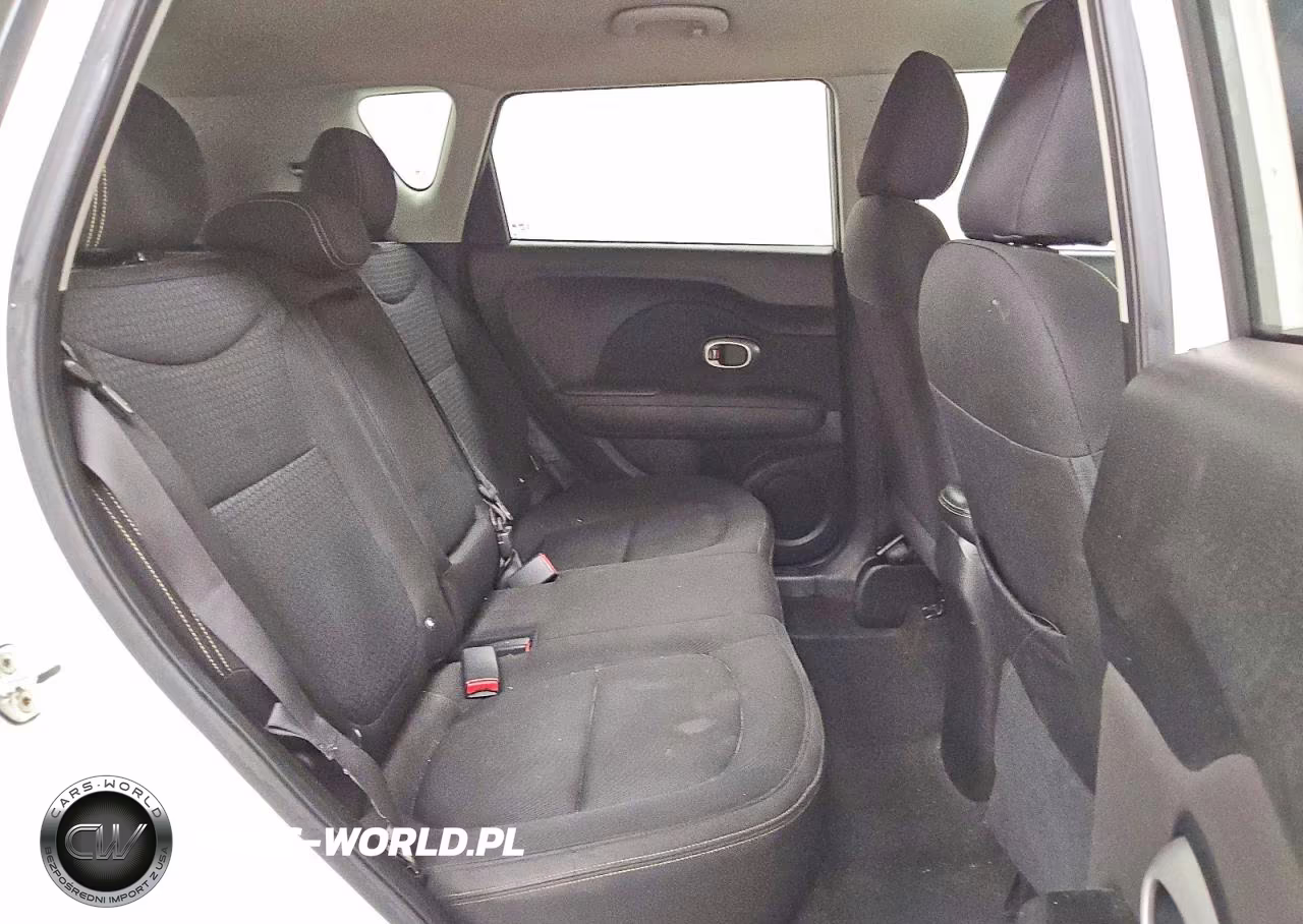 2016 Kia Soul + VIN:KNDJP3A54G7305837 - 11