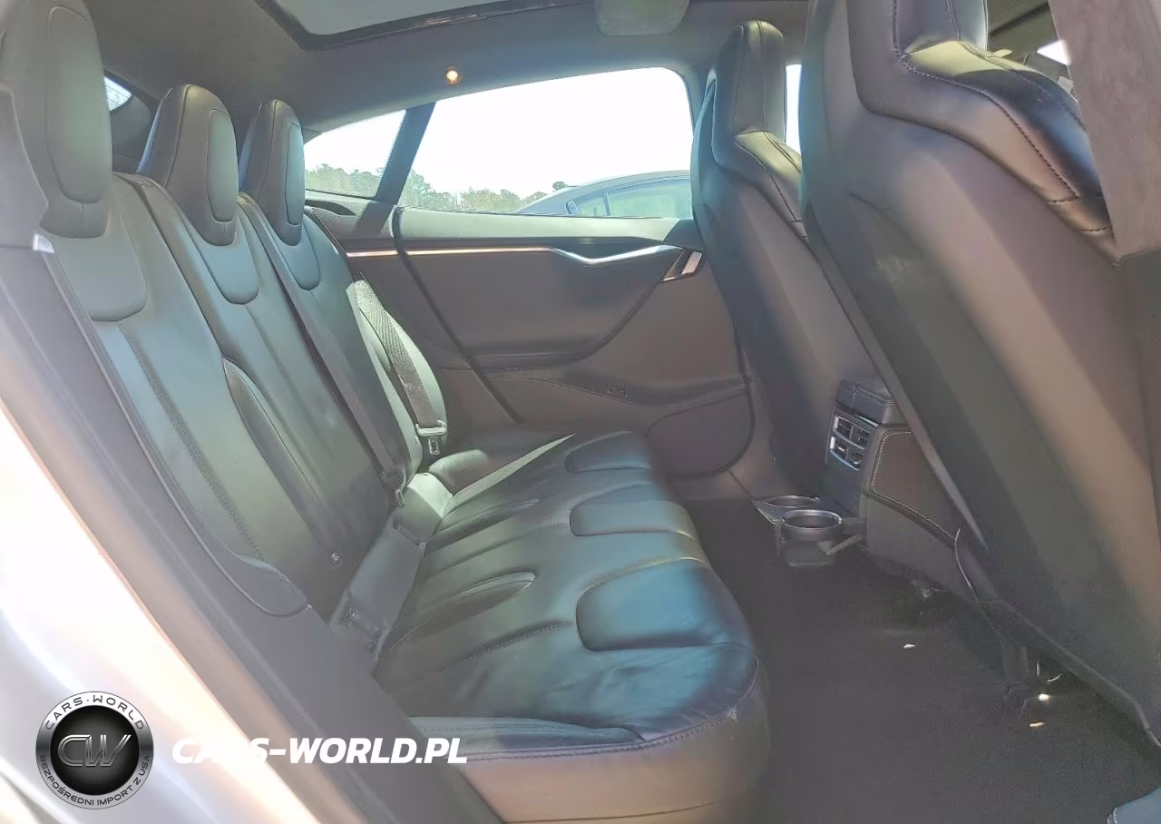 2016 Tesla Model S VIN:5YJSA1E22GF125308 - 10