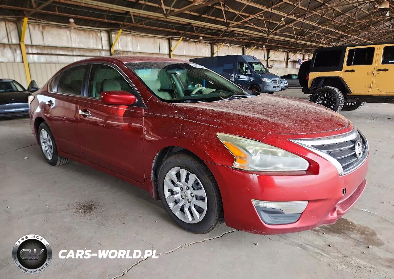 2014 Nissan Altima 2.5 S VIN:1N4AL3AP4EN244808 - 4