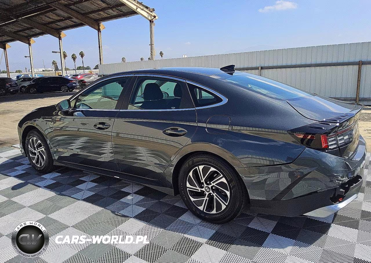 2026 Hyundai Sonata Hybrid Blue VIN:KMHL24JJ6TA157712 - 2