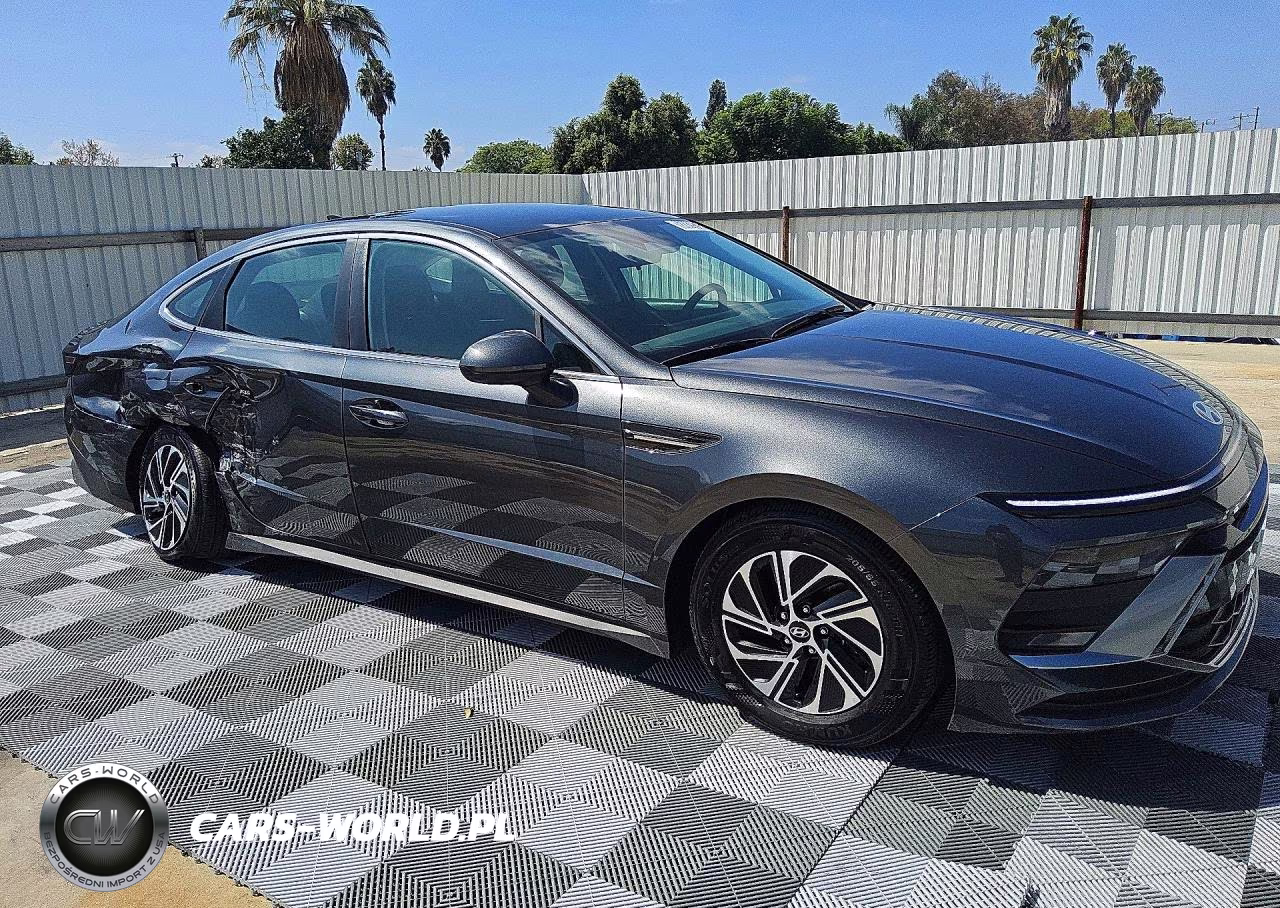 2026 Hyundai Sonata Hybrid Blue VIN:KMHL24JJ6TA157712 - 4