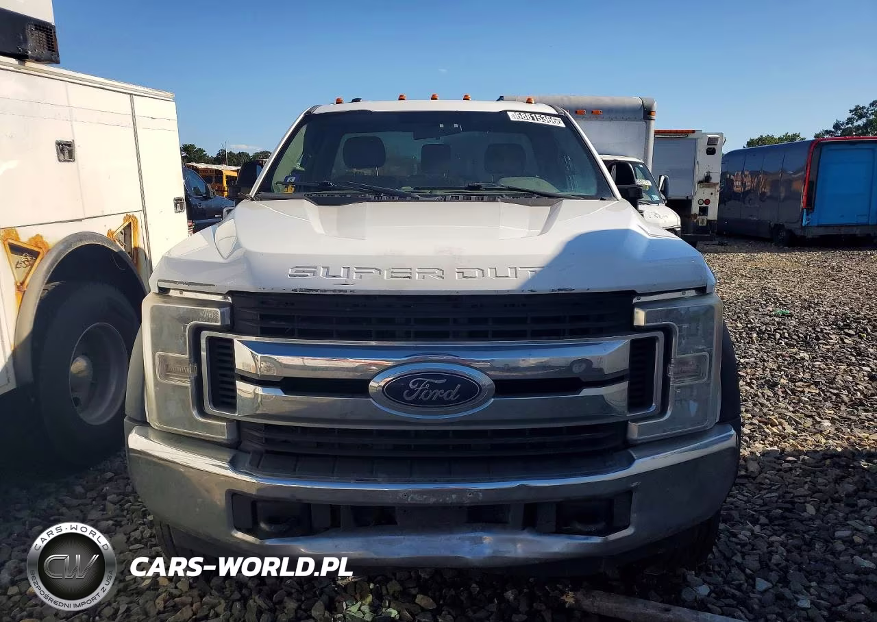 2017 Ford F550 Super Duty VIN:1FDUF5GT0HEE04746 - 5