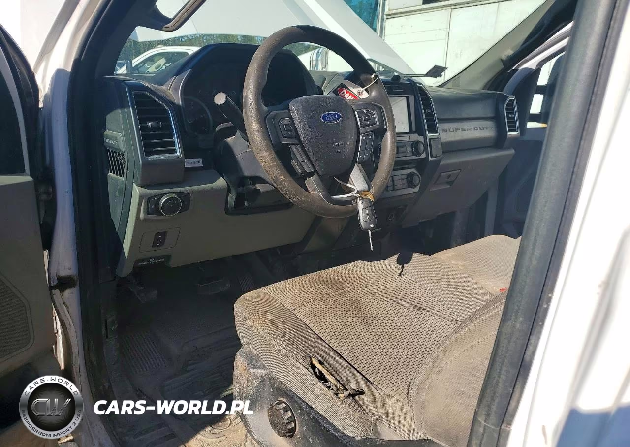 2017 Ford F550 Super Duty VIN:1FDUF5GT0HEE04746 - 8