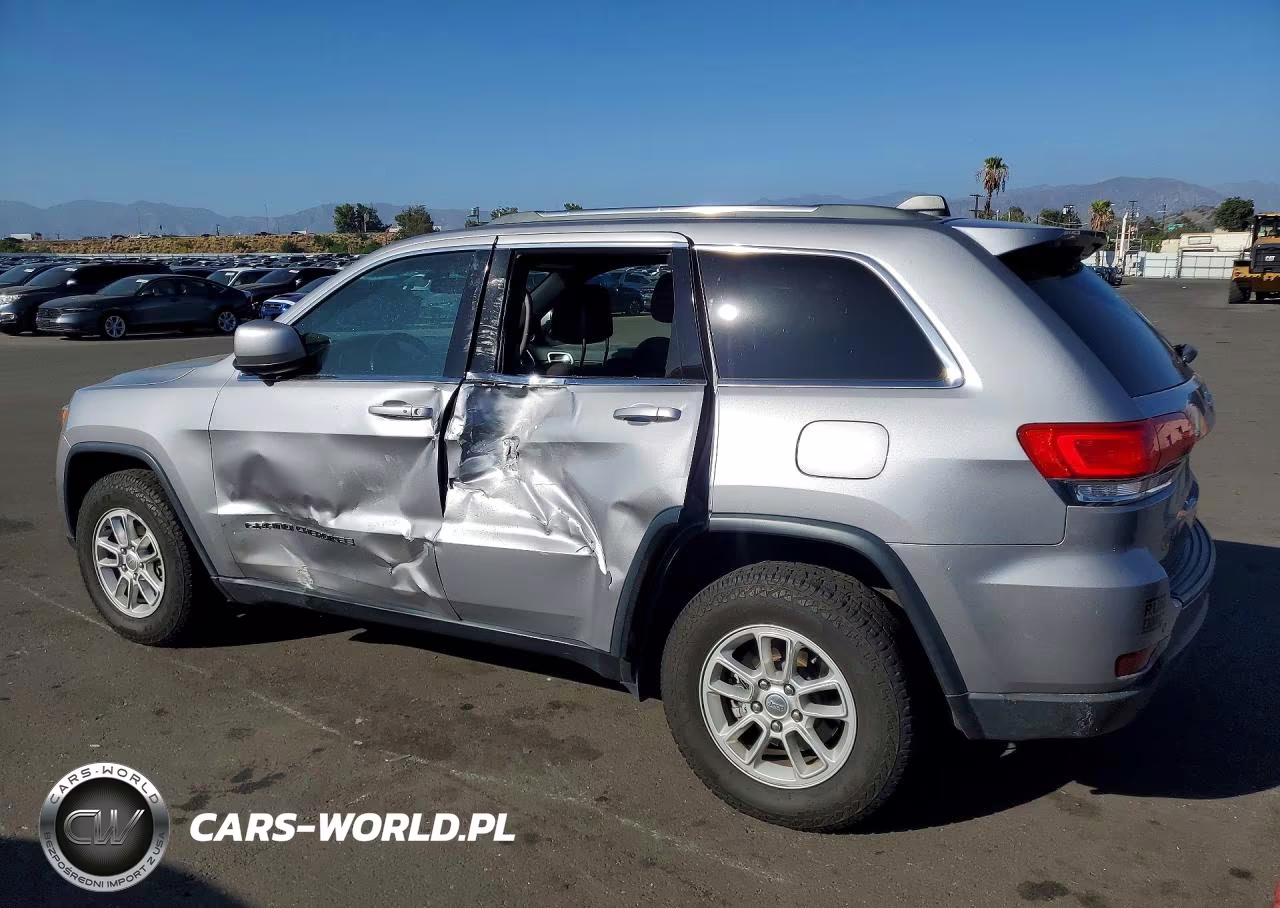2019 Jeep Grand Cherokee Laredo VIN:1C4RJEAG8KC833284 - 2