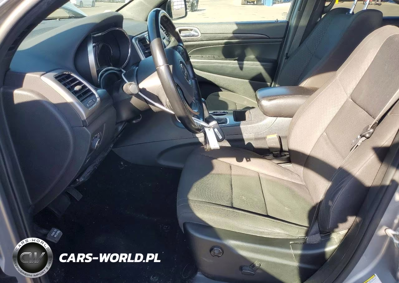 2019 Jeep Grand Cherokee Laredo VIN:1C4RJEAG8KC833284 - 7