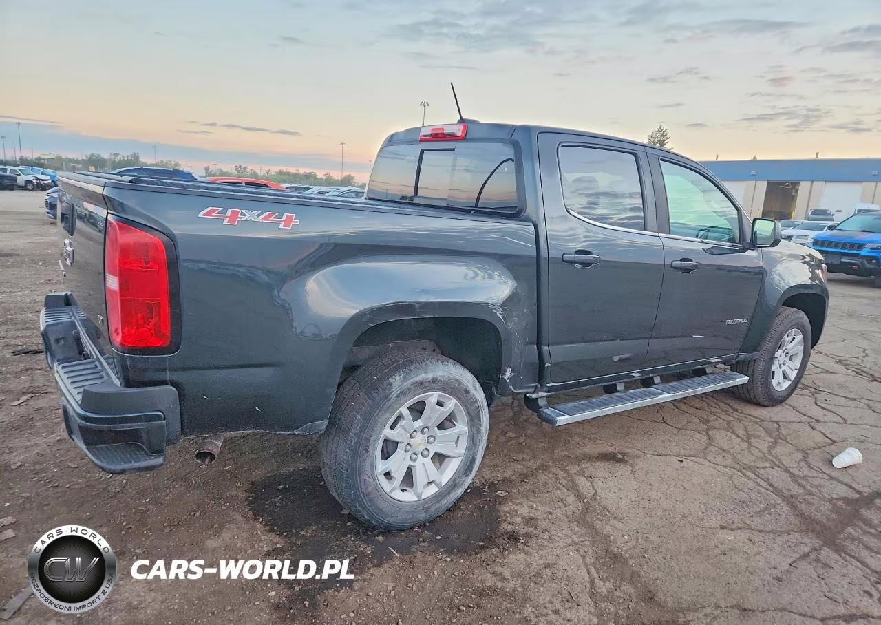 2018 Chevrolet Colorado Lt VIN:1GCGTCEN2J1147895 - 3