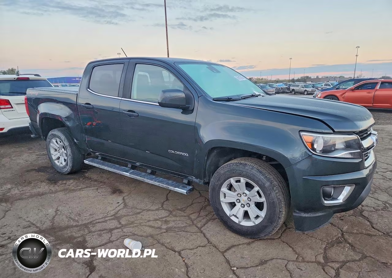 2018 Chevrolet Colorado Lt VIN:1GCGTCEN2J1147895 - 4