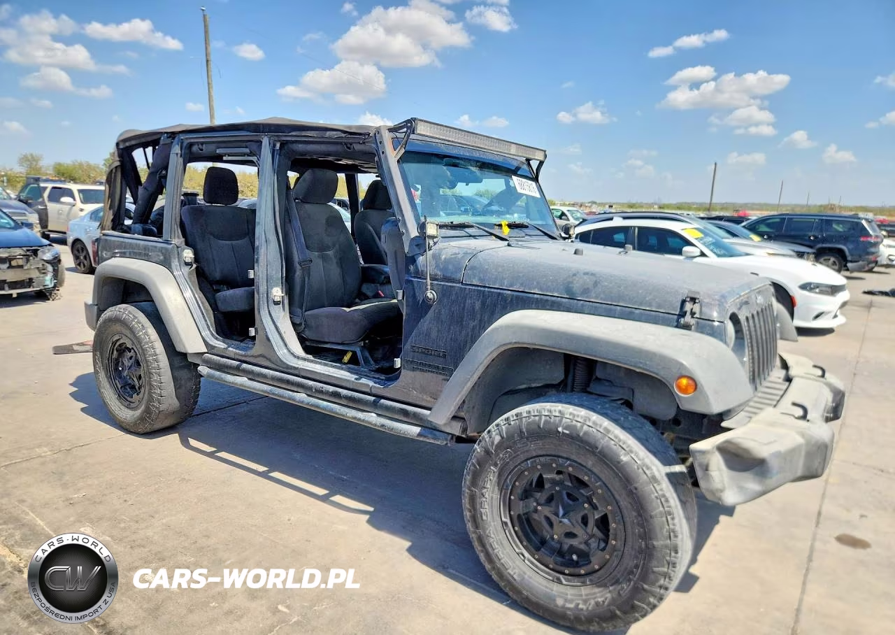 2016 Jeep Wrangler Unlimited Sport VIN:1C4BJWDG4GL269515 - 4