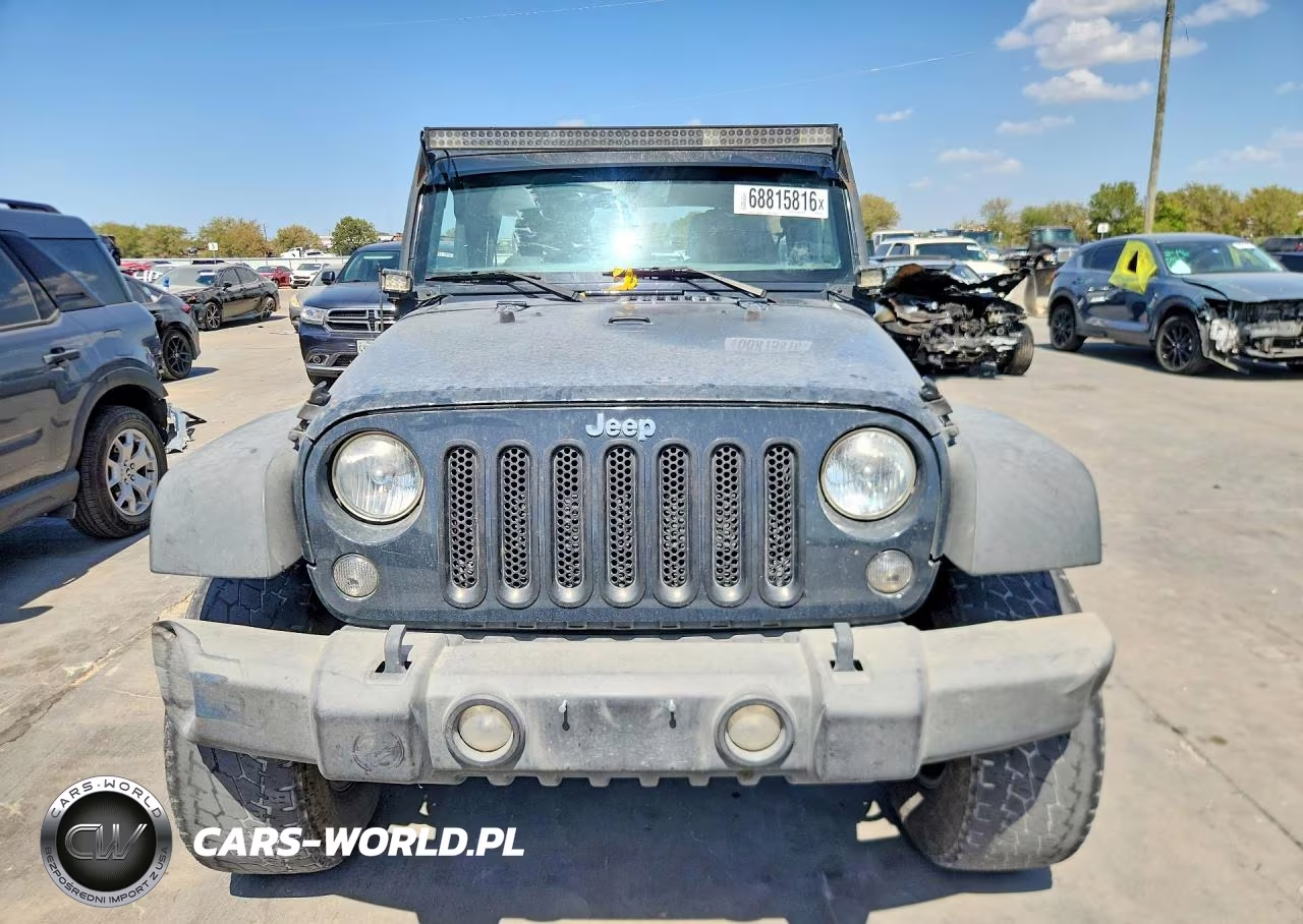 2016 Jeep Wrangler Unlimited Sport VIN:1C4BJWDG4GL269515 - 5