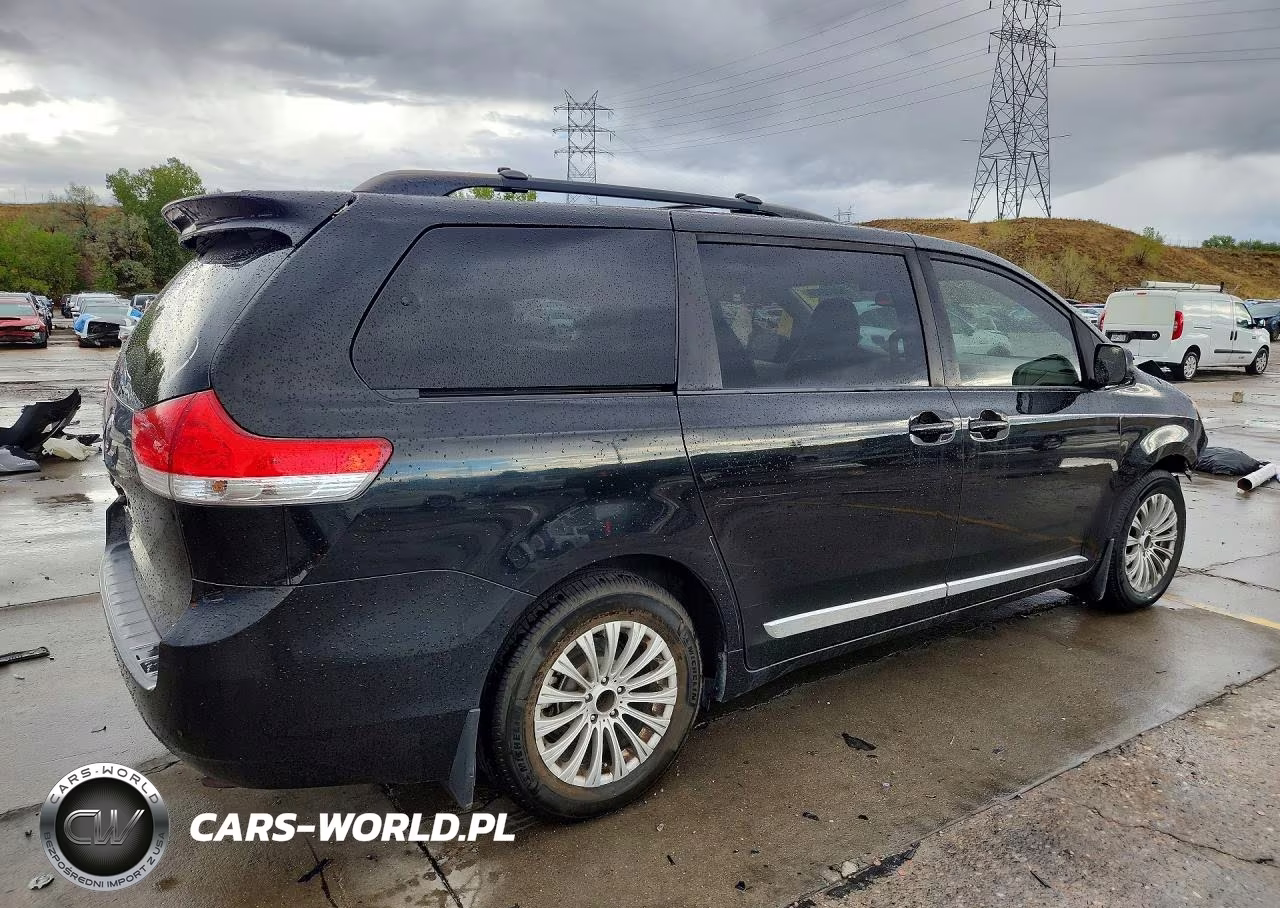 2012 Toyota Sienna Xle 7-Passenger VIN:5TDDK3DC8CS046971 - 3