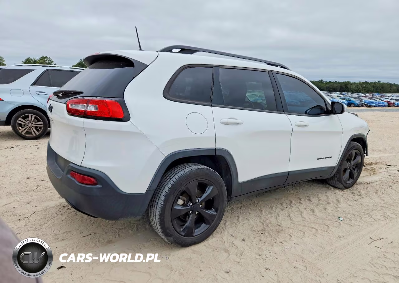 2016 Jeep Cherokee Latitude VIN:1C4PJLCB7GW114188 - 3