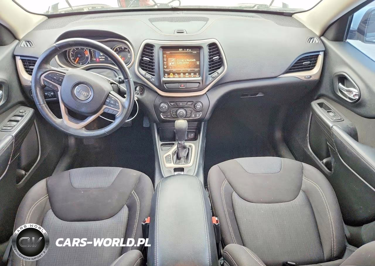 2016 Jeep Cherokee Latitude VIN:1C4PJLCB7GW114188 - 8