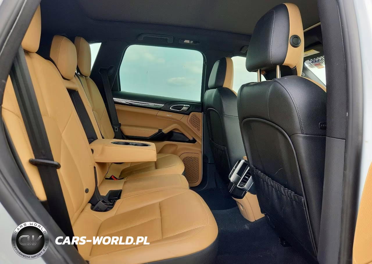 2014 Porsche Cayenne VIN:WP1AA2A29ELA93828 - 11