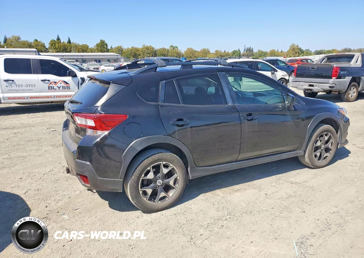 2018 Subaru Crosstrek Premium VIN:JF2GTABC2JH333615 - 3