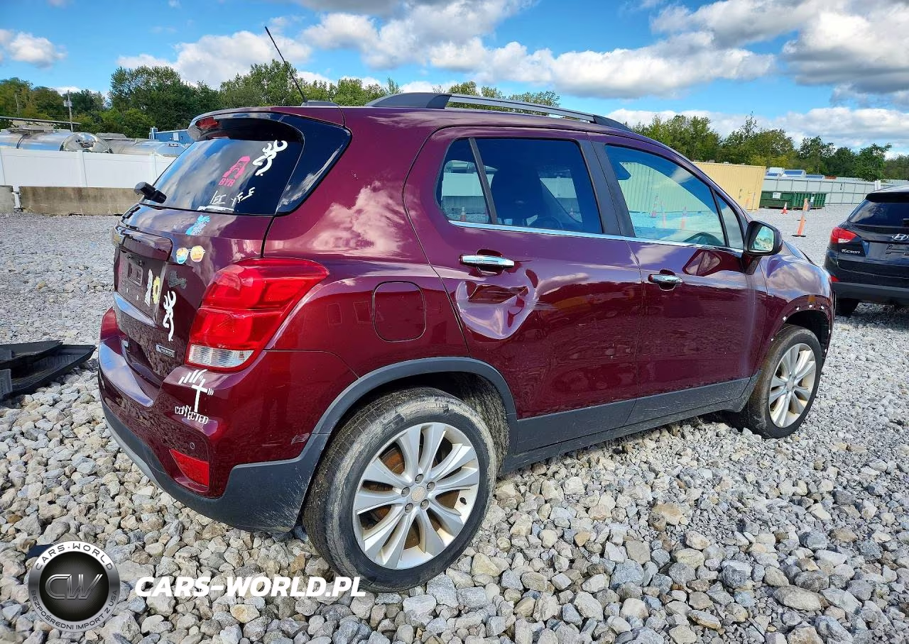 2017 Chevrolet Trax Premier VIN:3GNCJRSB2HL270835 - 3