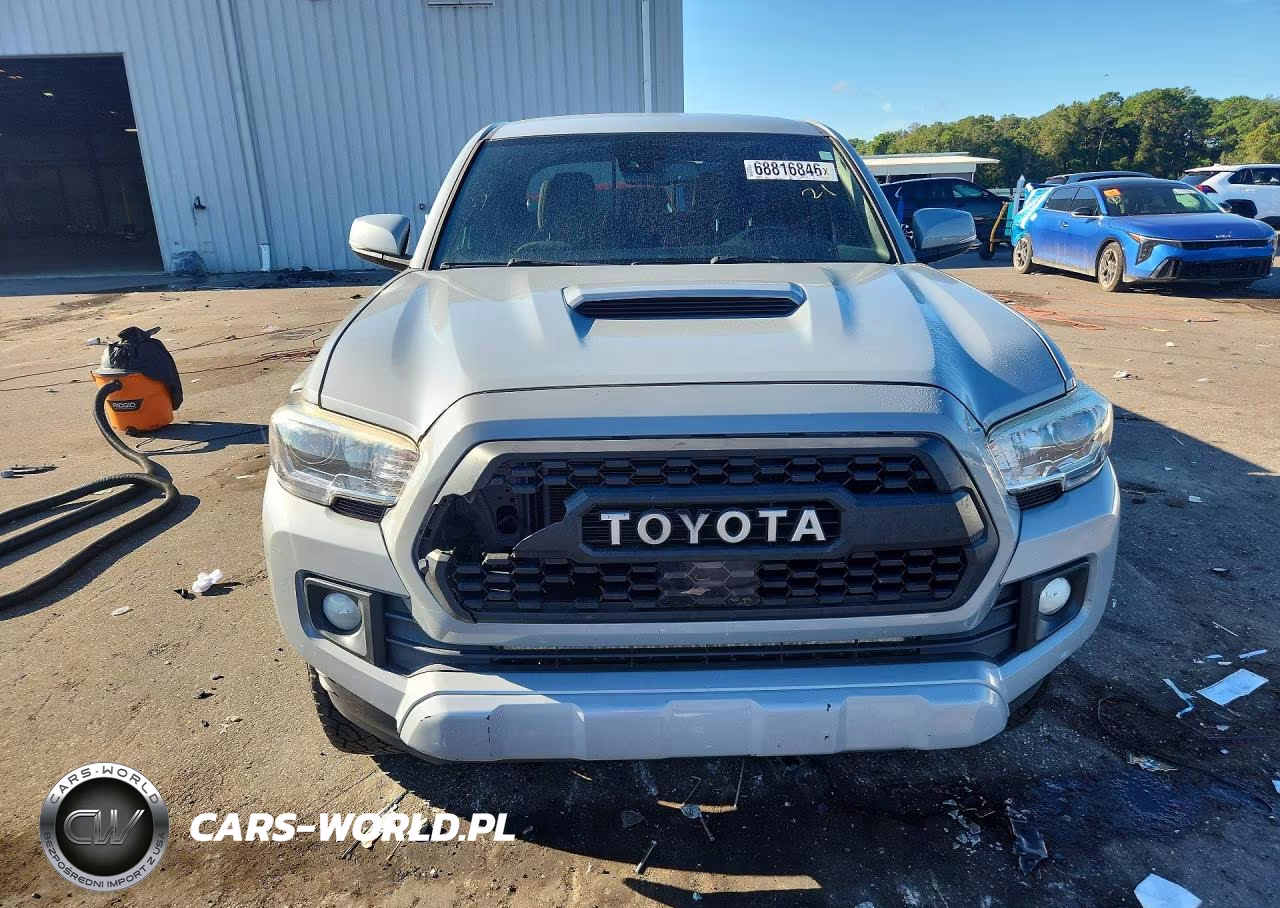 2019 Toyota Tacoma Trd Sport VIN:3TMCZ5ANXKM201575 - 5