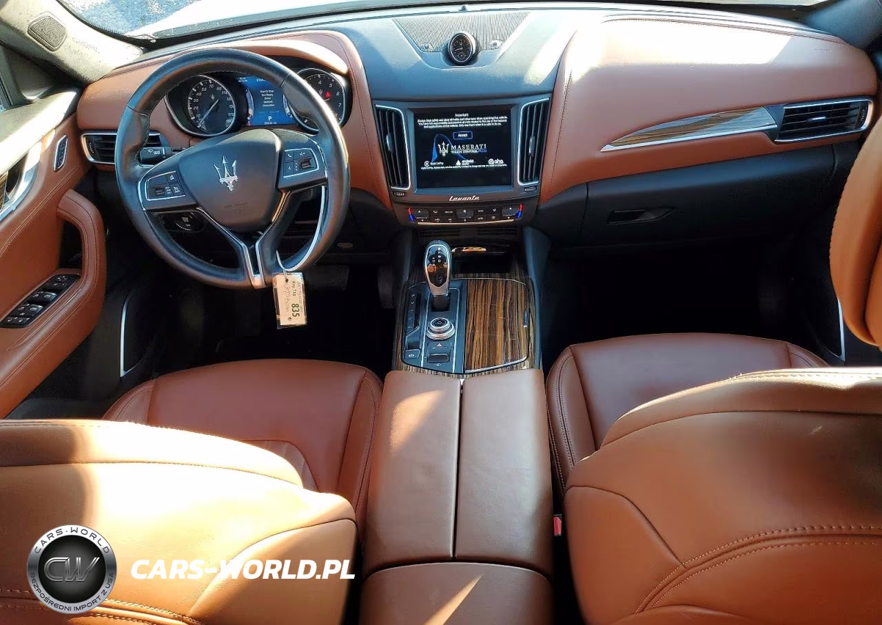 2017 Maserati Levante Luxury VIN:ZN661XUL9HX231307 - 8