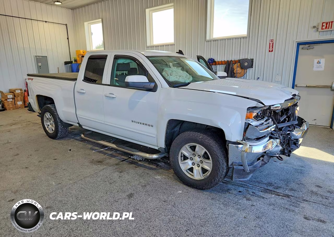 2018 Chevrolet Silverado K1500 Lt VIN:1GCVKREH5JZ158592 - 4