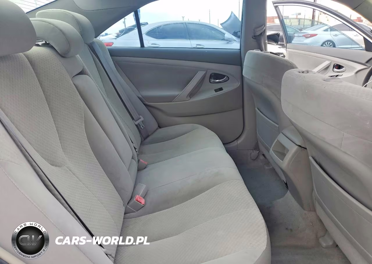 2007 Toyota Camry Le VIN:4T1BE46K27U100500 - 10