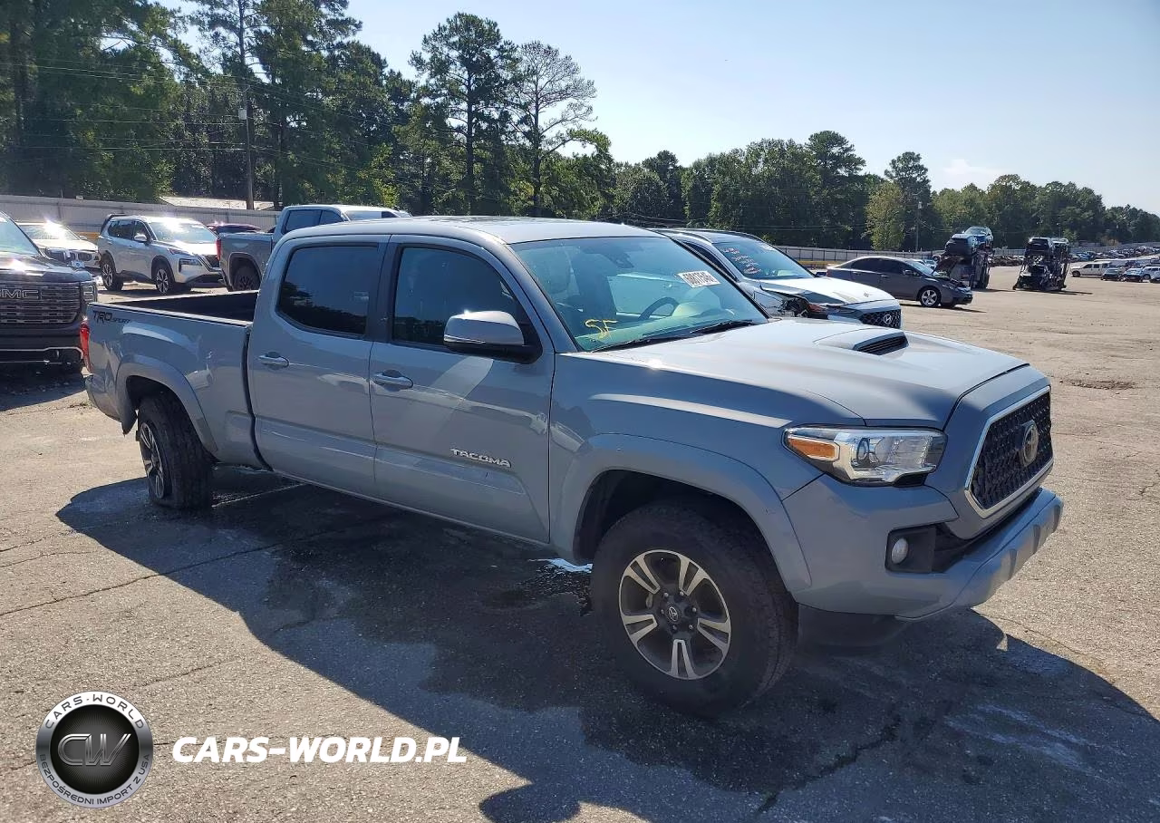 2018 Toyota Tacoma Trd Sport VIN:3TMBZ5DN7JM017071 - 4