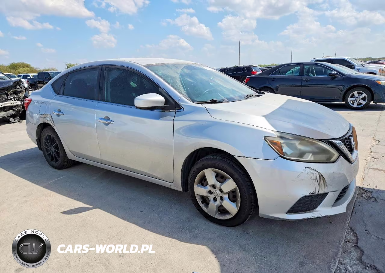 2017 Nissan Sentra S VIN:3N1AB7AP4HY302060 - 4