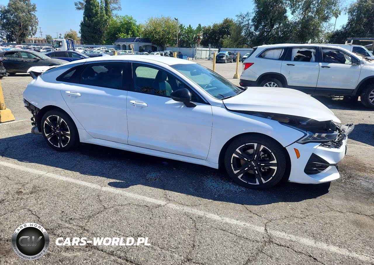 2023 Kia K5 Gt Line VIN:5XXG64J25PG212843 - 4