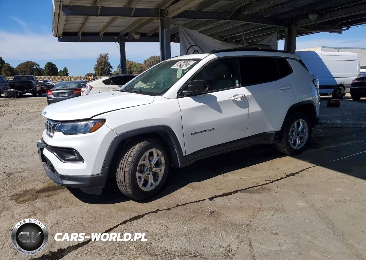 2025 Jeep Compass Latitude – zdjęcie 1 z 13