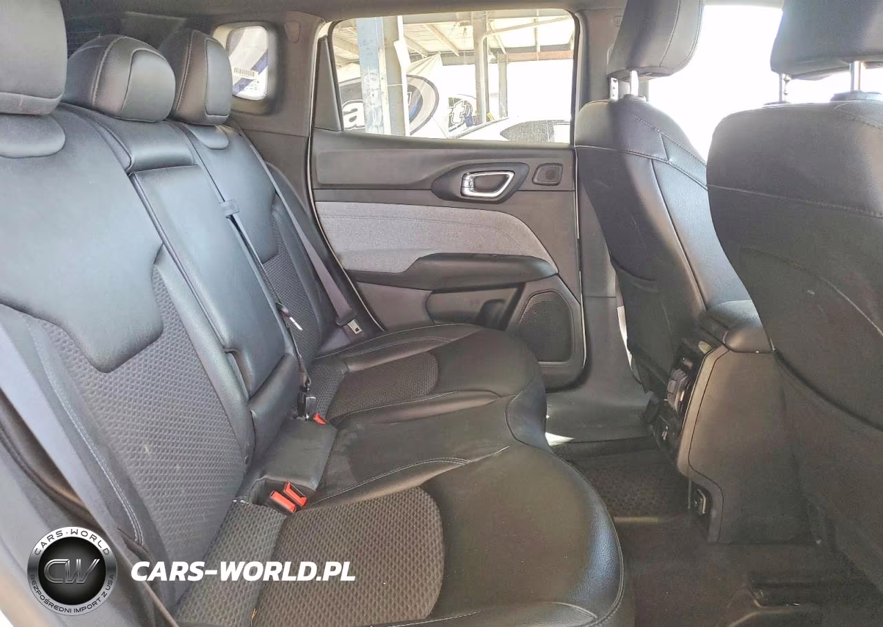 2025 Jeep Compass Latitude VIN:3C4NJDBN7ST547758 - 10