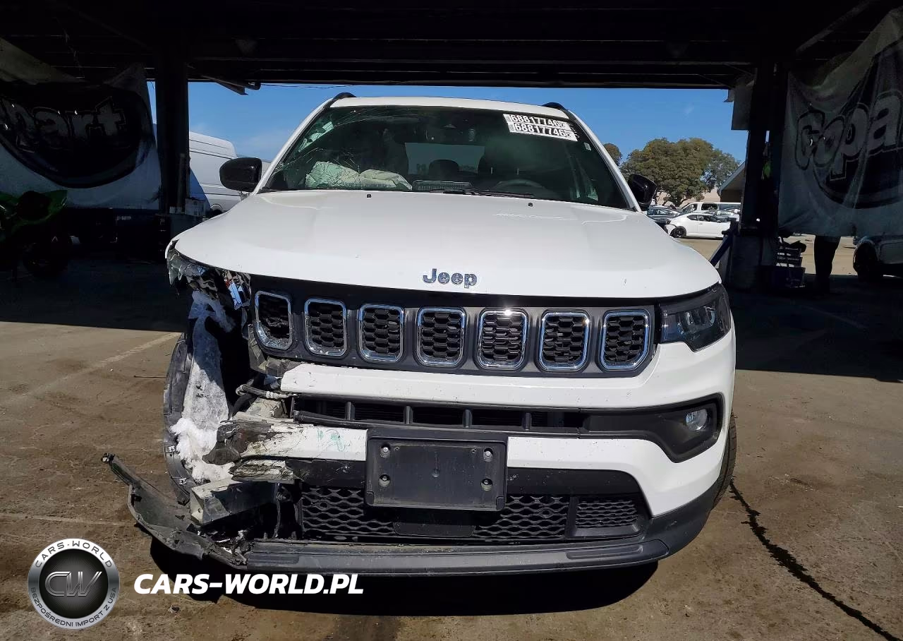 2025 Jeep Compass Latitude VIN:3C4NJDBN7ST547758 - 5