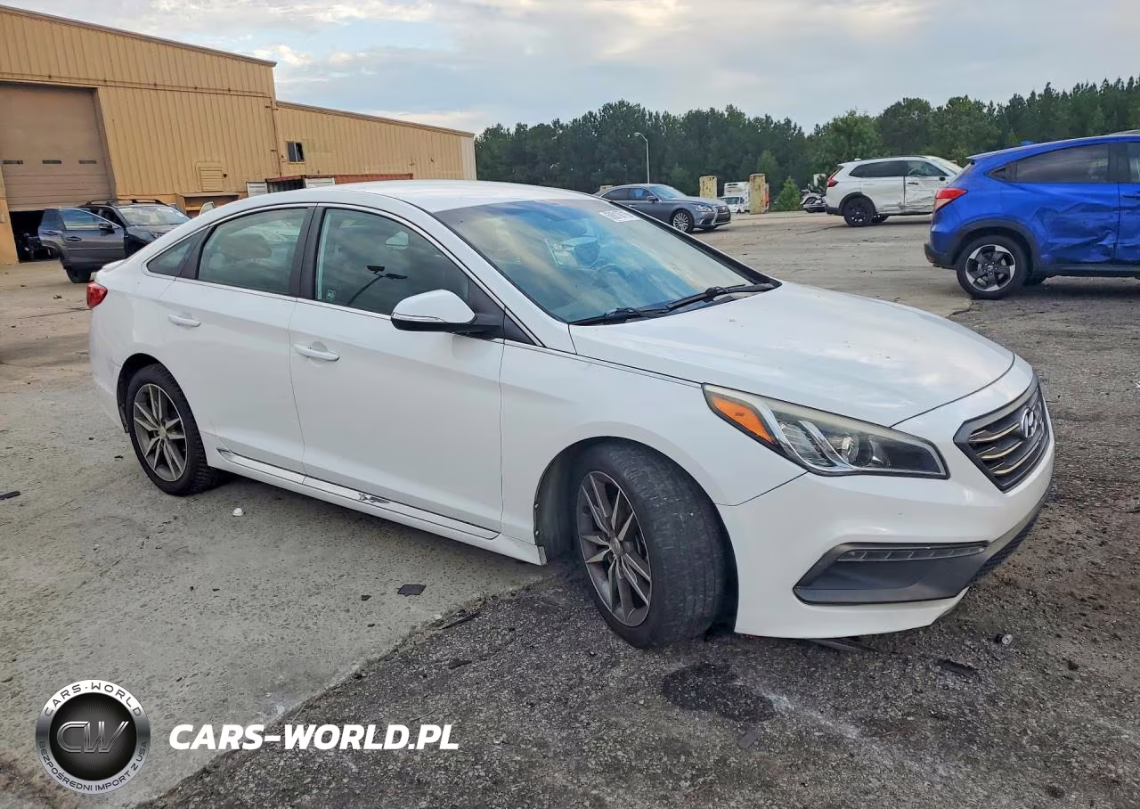 2017 Hyundai Sonata Sport 2.0T VIN:5NPE34AB5HH511805 - 4