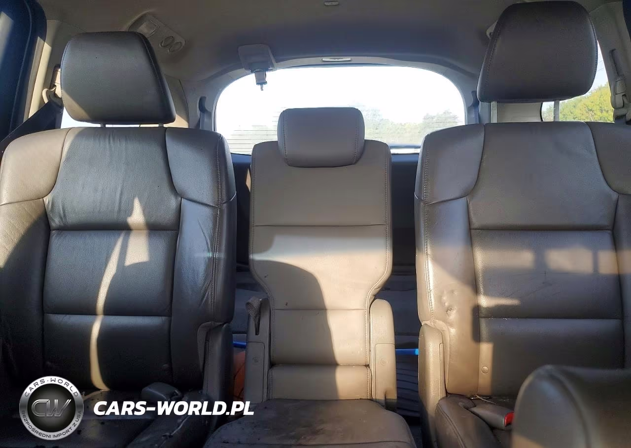 2012 Honda Odyssey Touring VIN:5FNRL5H91CB047025 - 10