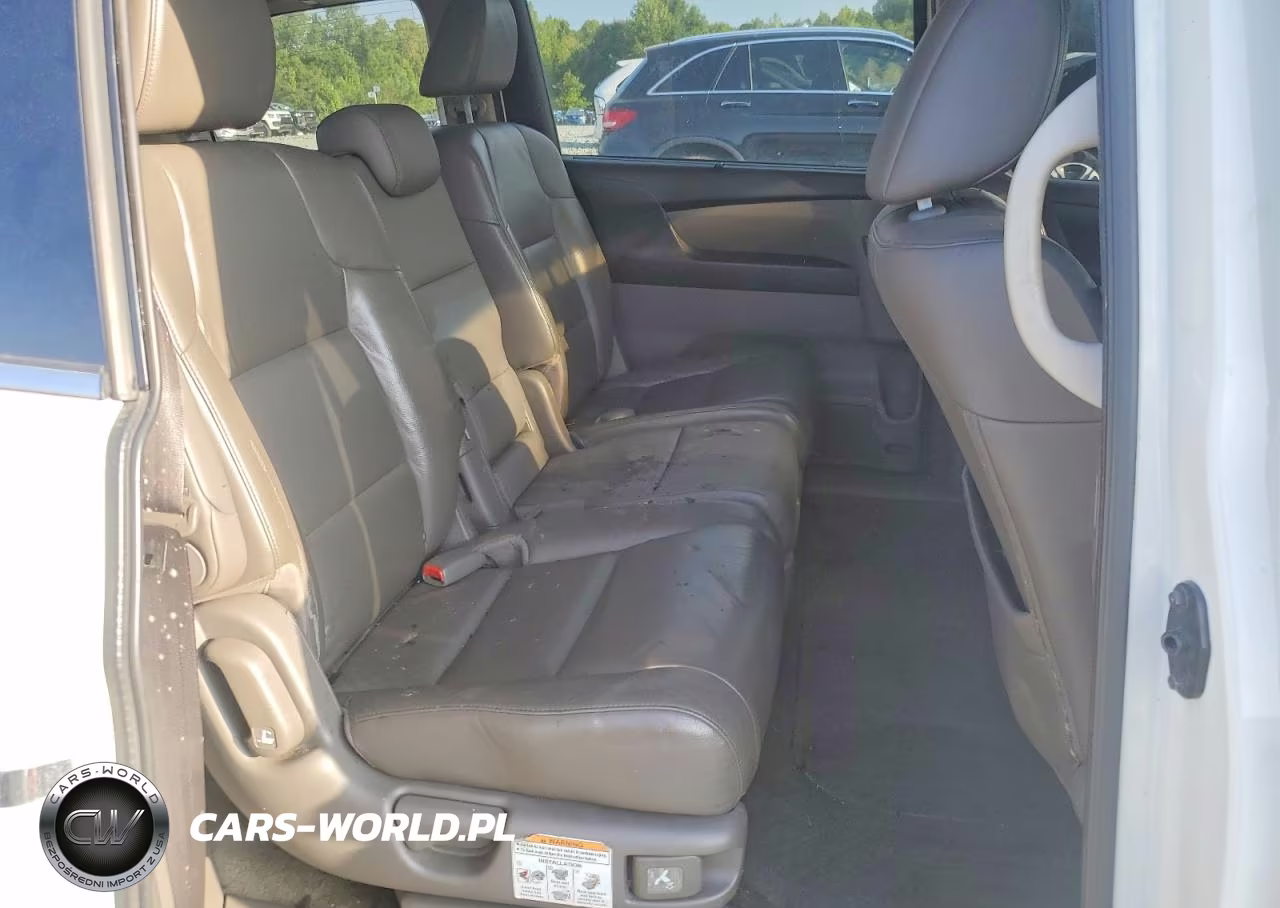 2012 Honda Odyssey Touring VIN:5FNRL5H91CB047025 - 11