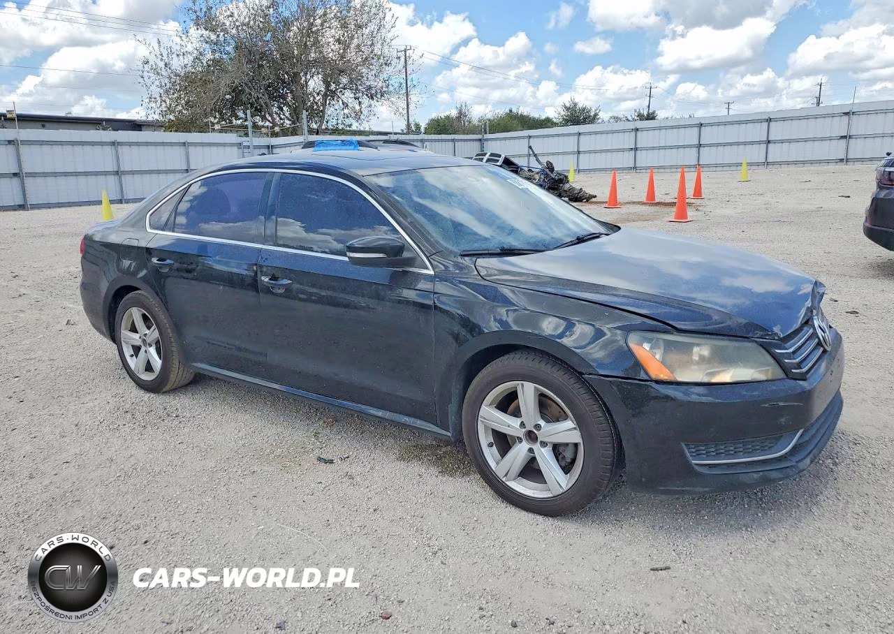 2013 Volkswagen Passat Se VIN:1VWBH7A38DC024616 - 4